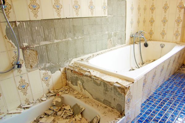 Bathtub Demolition in South Jordan